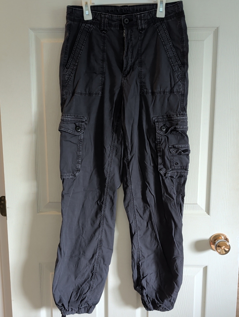 American Eagle Outfitters Black Wide-Leg Cargo Pants with Elastic Cuffs